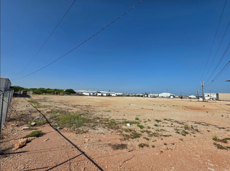 4901 S Danville Dr, Abilene, TX à louer - Photo de l’immeuble – Image 2 sur 5