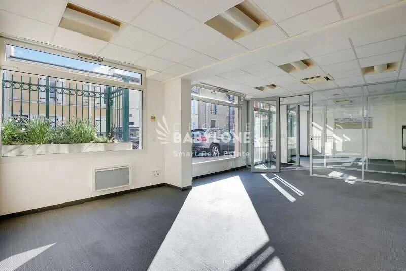 Bureau dans Montrouge à louer Photo de l’immeuble– Image 1 sur 13