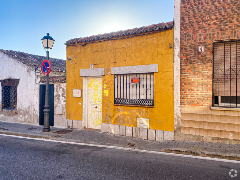 Paseo Álamos, 6, Robledo de Chavela, Madrid à vendre - Photo de l’immeuble – Image 2 sur 2