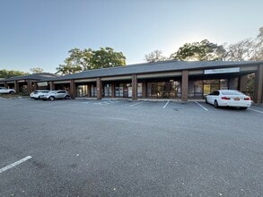 3845-3919 SE Lake Weir Ave, Ocala, FL à louer Photo de l’immeuble– Image 1 sur 6