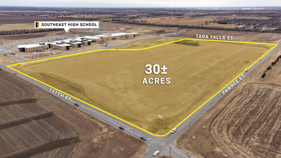 E Pawnee St, Wichita, KS à vendre - Photo de l’immeuble – Image 1 sur 3