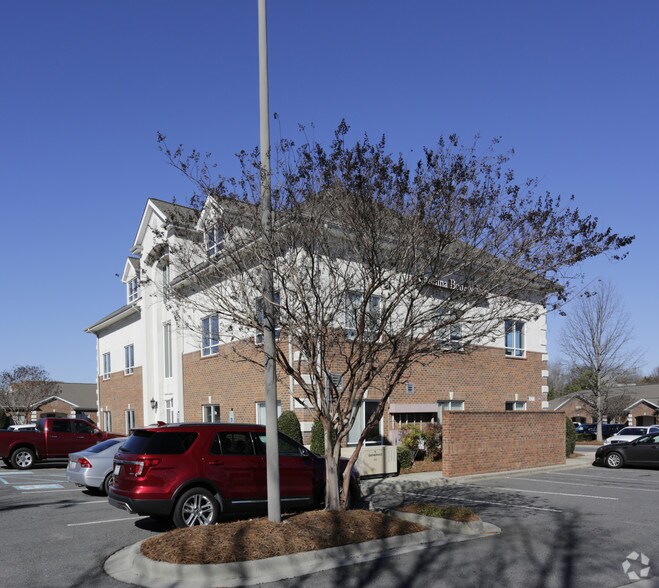 10460 Park Rd, Charlotte, NC à louer - Photo de l’immeuble – Image 2 sur 8