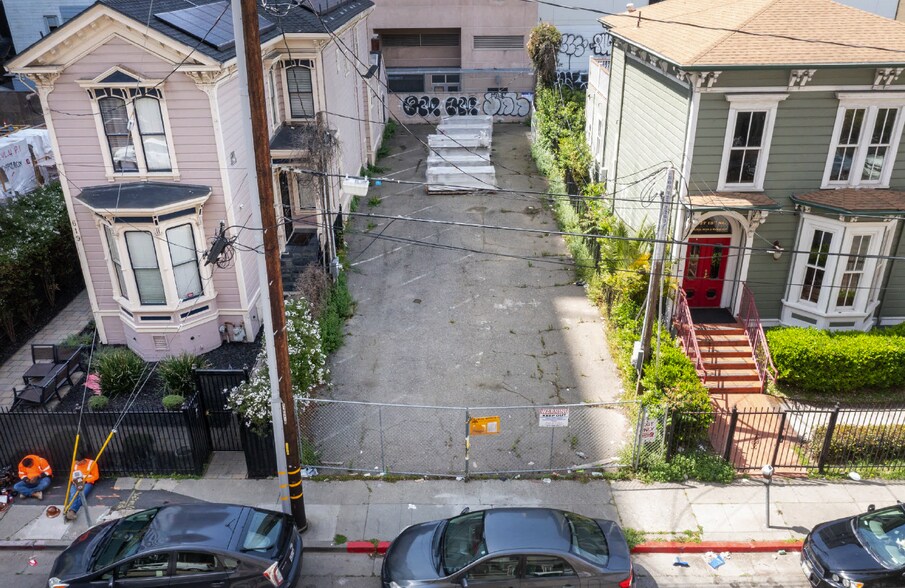 623 15th St, Oakland, CA à vendre - Photo de l’immeuble – Image 3 sur 13