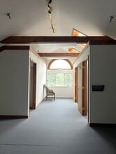 750 Straits Tpke, Middlebury, CT à louer Photo intérieure– Image 2 sur 4