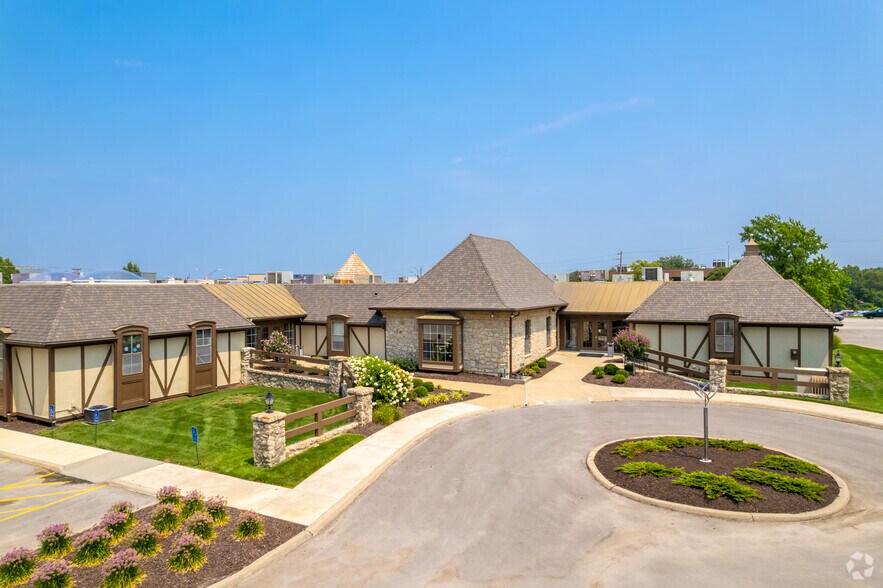 4701 College Blvd, Leawood, KS à louer - Photo de l’immeuble – Image 2 sur 8