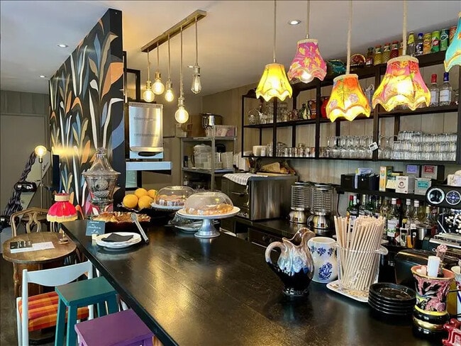 Plus de détails pour Local commercial à vendre
