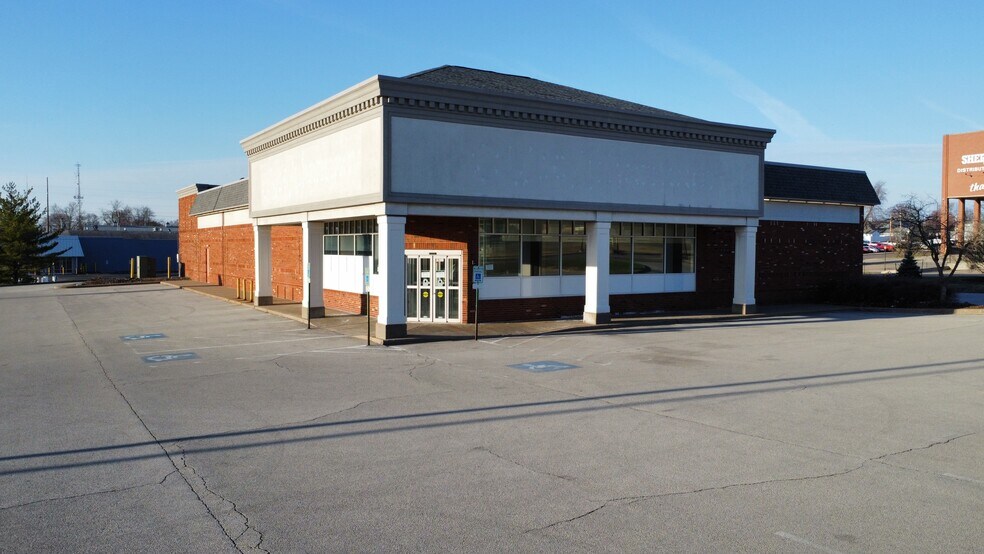 4521 N Prospect Rd, Peoria Heights, IL à louer - Photo de l’immeuble – Image 1 sur 7