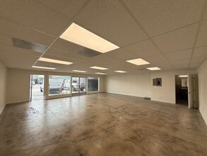 753-759 S Fetterly Ave, Los Angeles, CA à louer Photo intérieure– Image 1 sur 2