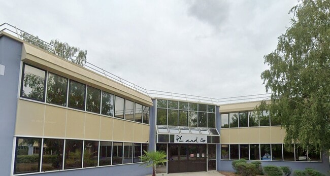 Plus de détails pour 7 Rue Niels Bohr, Saint-Thibault-des-Vignes - Bureau à louer