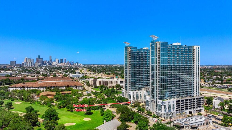 5925 Almeda Rd, Houston, TX à louer - Photo de l’immeuble – Image 1 sur 18