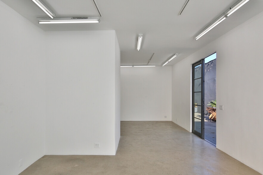2680 S La Cienega Blvd, Los Angeles, CA à louer - Photo intérieure – Image 3 sur 7