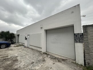 Plus de détails pour 618 NW 6th Ave, Fort Lauderdale, FL - Industriel/Logistique à louer