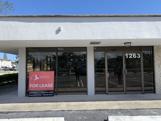 Plus de détails pour 1249 10th St, Lake Park, FL - Local commercial à louer