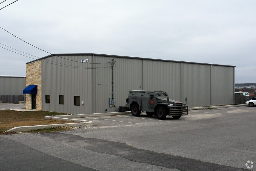 1770 Redwood Rd, San Marcos, TX à louer - Photo de l’immeuble – Image 3 sur 3