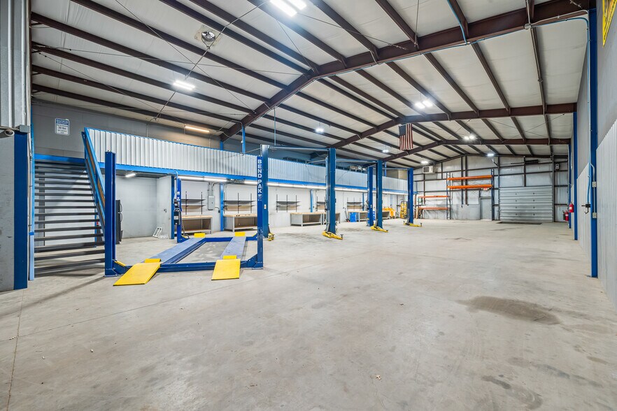 5840 49th St, Lubbock, TX à louer - Photo de l’immeuble – Image 3 sur 27