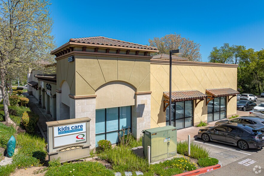 6300 Garfield Ave, Sacramento, CA à vendre - Photo de l’immeuble – Image 3 sur 9