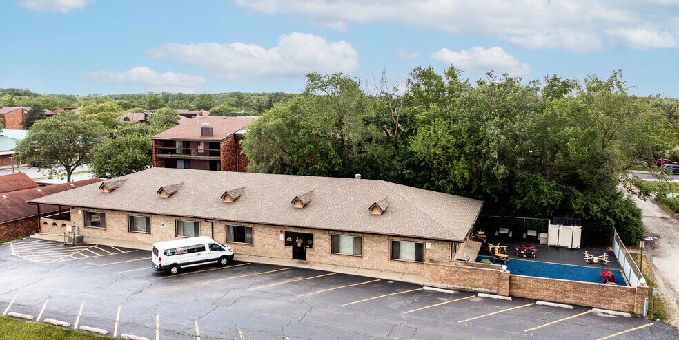 5500 147th St, Oak Forest, IL à vendre - Photo de l’immeuble – Image 2 sur 12