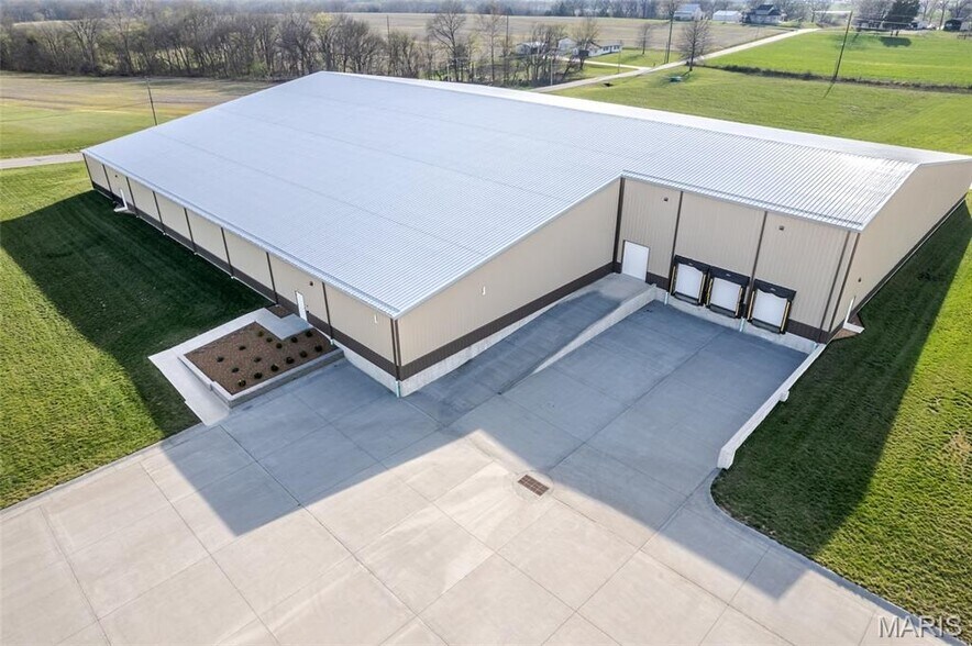 100 Industrial Dr, New Haven, MO à louer - Photo de l’immeuble – Image 2 sur 13