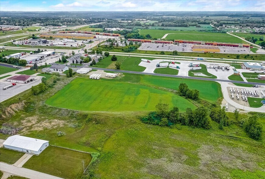 Remmel Drive, Johnson Creek, WI à vendre - Aérien – Image 2 sur 9