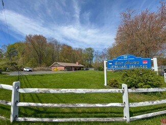 Plus de détails pour 46-50 N Main St, Branford, CT - Terrain à louer