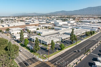 555 N Benson Ave, Upland, CA - Vue aérienne vue de carte