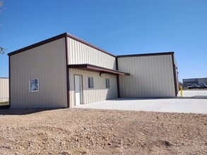 3012 FM 621, San Marcos, TX à louer Photo intérieure– Image 1 sur 13