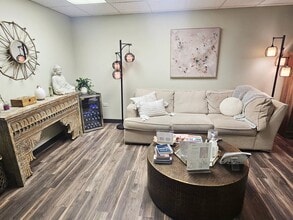 9031 W 151st St, Orland Park, IL à louer Photo intérieure– Image 1 sur 11