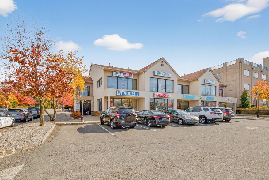 172 US Highway 9, Englishtown, NJ à louer - Photo de l’immeuble – Image 3 sur 4