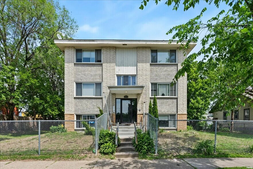 3021 Longfellow Ave, Minneapolis, MN à vendre - Photo de l’immeuble – Image 2 sur 11