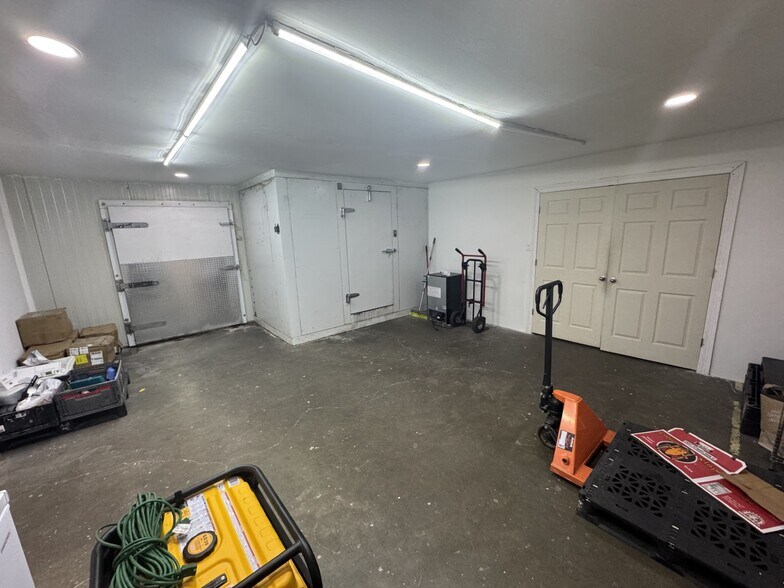 3102 S Ruby Ave, Gonzales, LA à vendre - Photo de l’immeuble – Image 3 sur 6