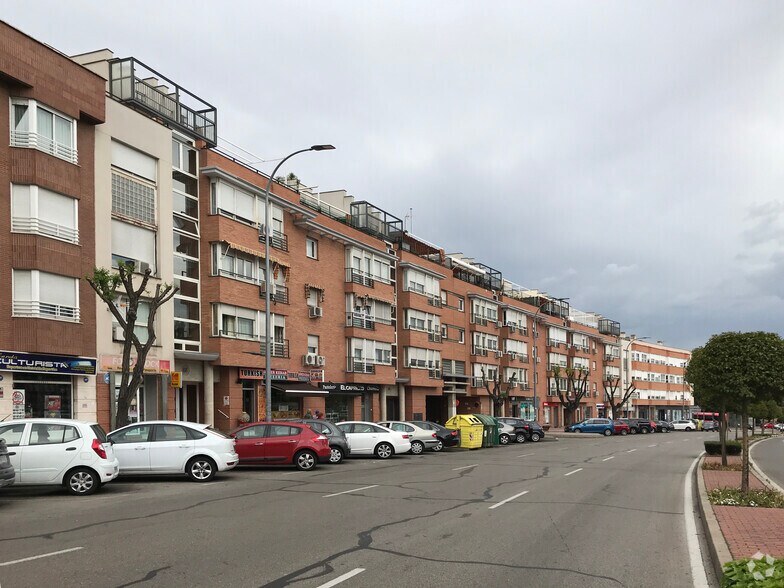 Avenida España, 68, San Sebastián de los Reyes, Madrid à vendre - Photo de l’immeuble – Image 2 sur 2