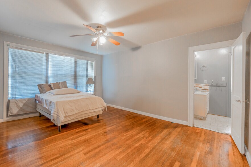 505 N 12th St, McAllen, TX à vendre - Photo intérieure – Image 2 sur 7