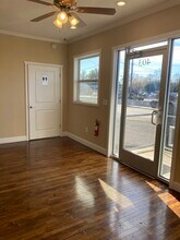 403 State Route 35, Red Bank, NJ à louer Photo de l’immeuble– Image 2 sur 6