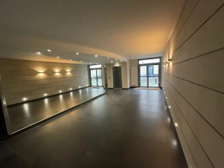 50-52 Rue Gustave Delory, Lille à louer - Photo de l’immeuble – Image 2 sur 6