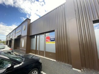 Plus de détails pour Local commercial à louer