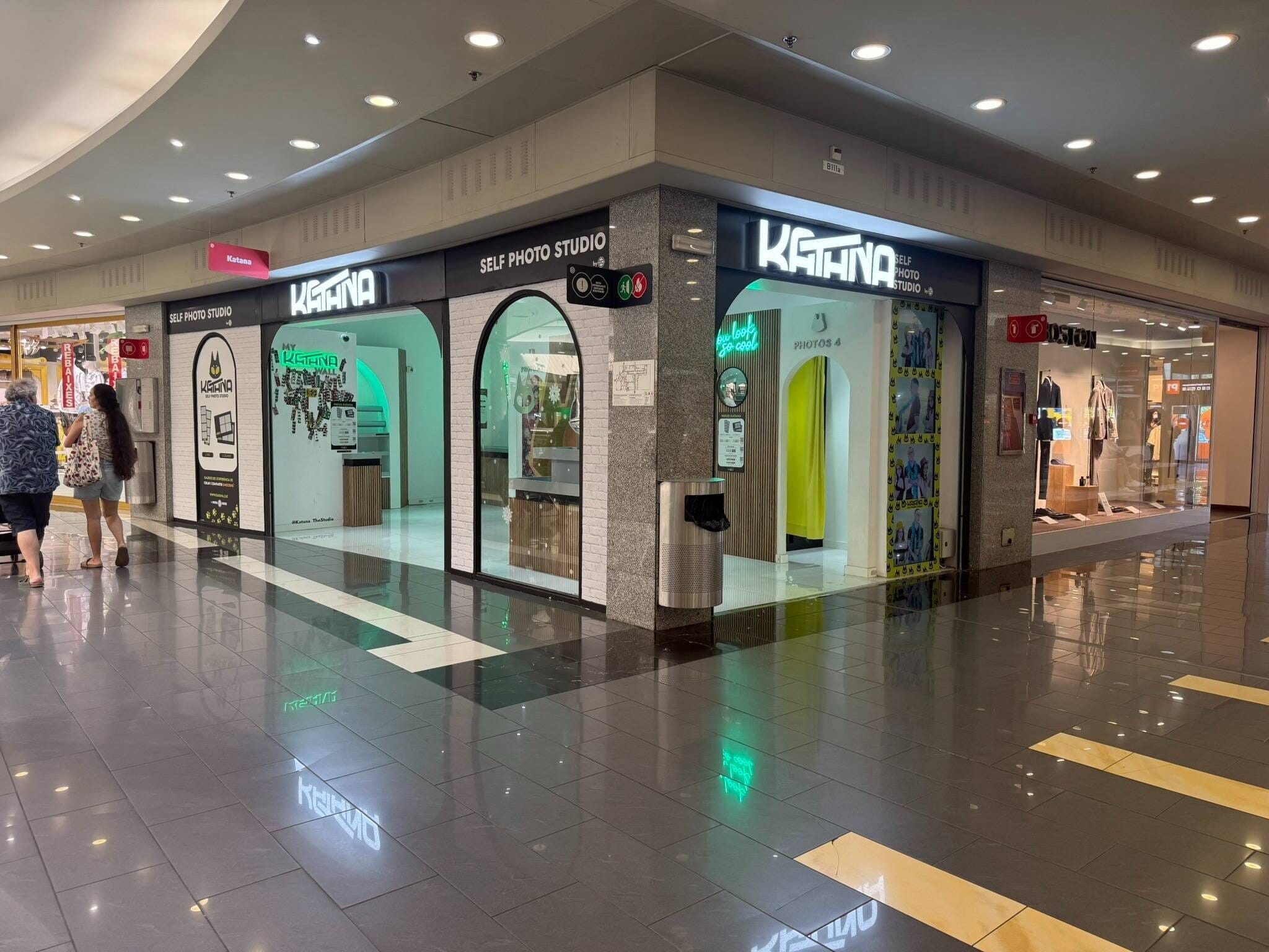 Local commercial dans Barberà del Vallès, Barcelona à louer Photo intérieure– Image 1 sur 7