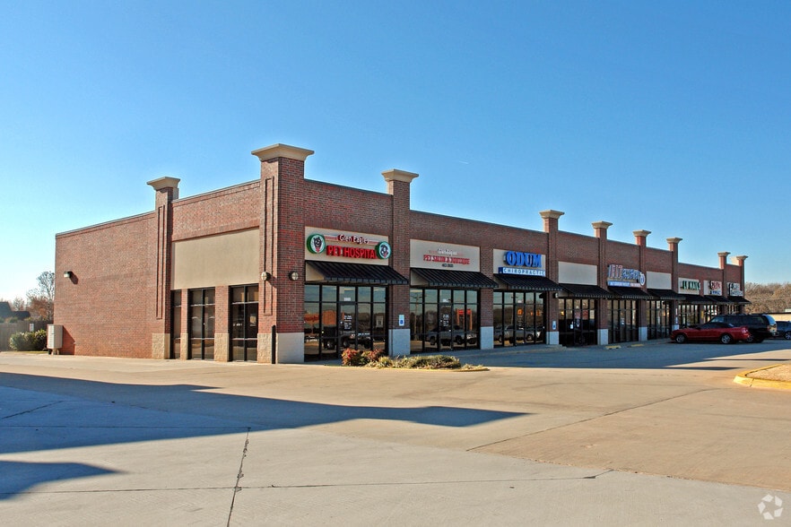 900-1016 NW 150th St, Edmond, OK à louer - Photo de l’immeuble – Image 3 sur 6