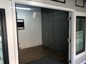 235 Walker St, Atlanta, GA à louer Photo intérieure– Image 1 sur 6