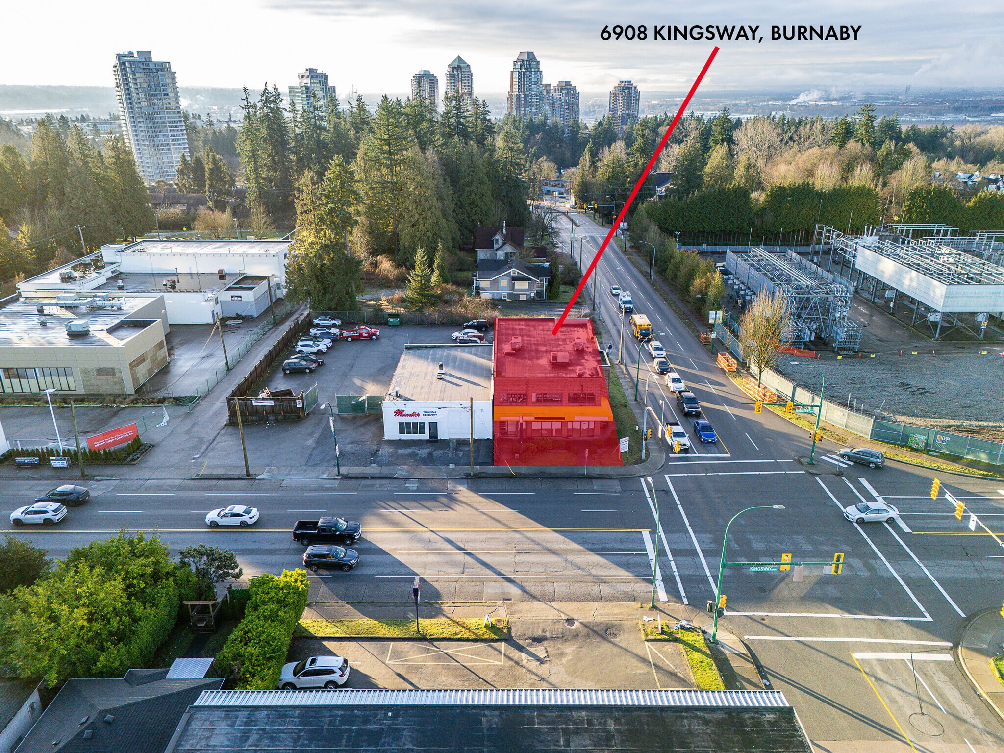 6908 Kingsway, Burnaby, BC à vendre Photo principale– Image 1 sur 13