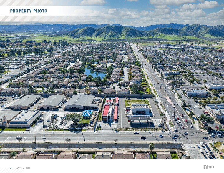 3285 W Stetson Ave, Hemet, CA à vendre - Photo de l’immeuble – Image 3 sur 10