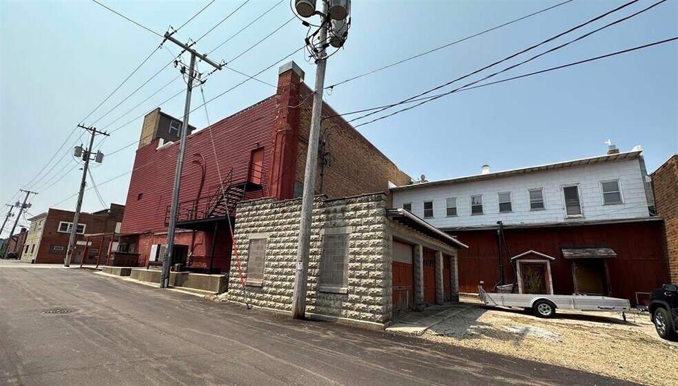 914 Superior Ave, Tomah, WI à vendre - Photo de l’immeuble – Image 3 sur 4