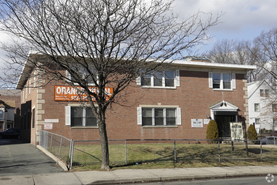 85 S Harrison St, East Orange, NJ à louer - Photo principale – Image 1 sur 13