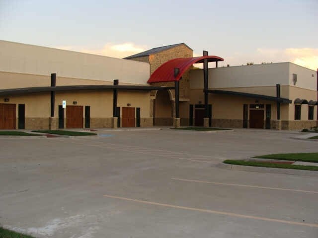 1320 N Galloway Ave, Mesquite, TX à louer - Photo de l’immeuble – Image 2 sur 18