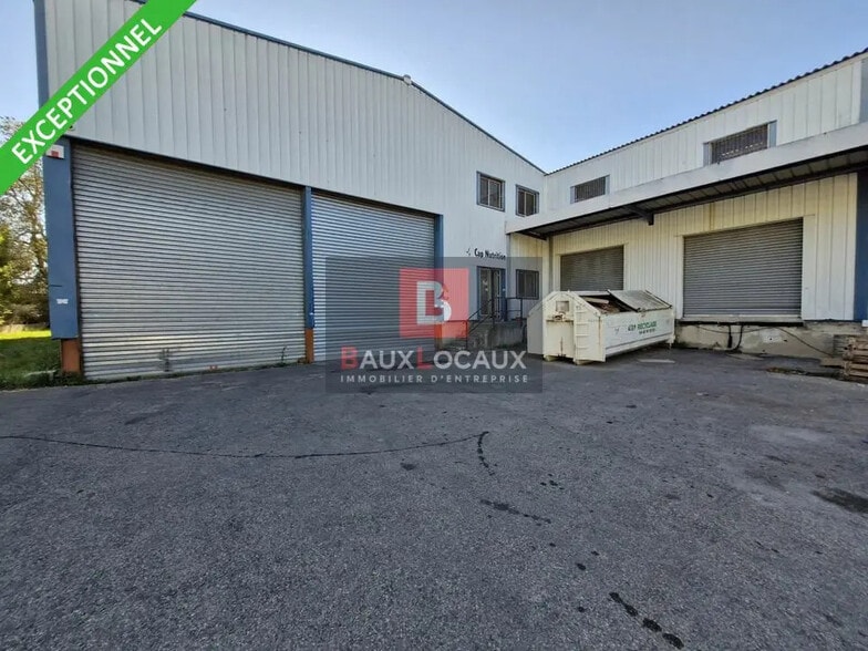960 Rue Jean Perrin, LES MILLES à louer - Photo de l’immeuble – Image 2 sur 12