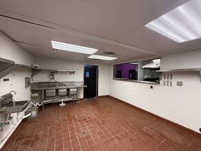 34518-34900 Warren Rd, Westland, MI à louer Photo intérieure– Image 2 sur 7