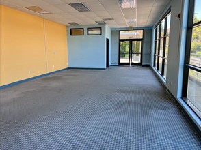 106 Plaza Dr, Vallejo, CA à louer Photo intérieure– Image 2 sur 2