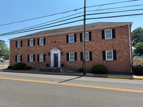 301 S West St, Culpeper, VA à louer Photo de l’immeuble– Image 1 sur 39