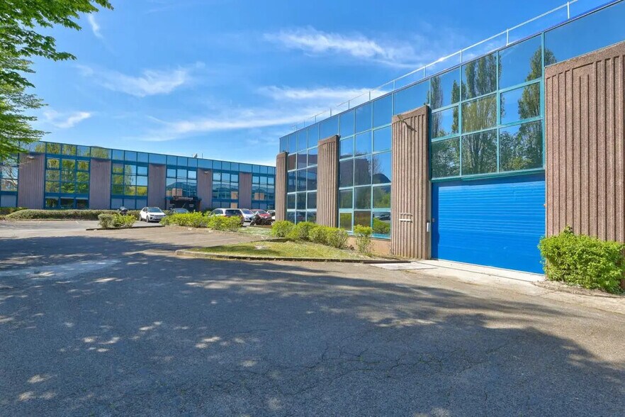 Industriel/Logistique dans Villiers-sur-Marne à louer - Photo de l’immeuble – Image 1 sur 8