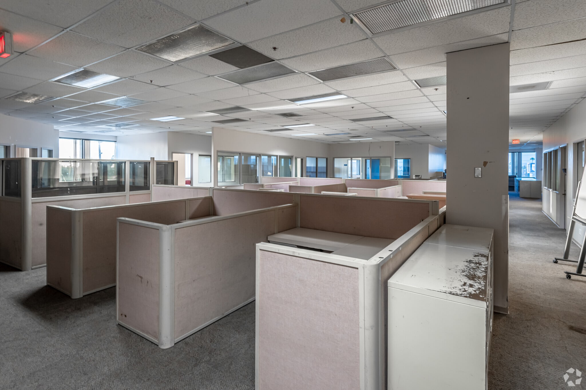 625 N Grand Ave, Santa Ana, CA à vendre Photo intérieure– Image 1 sur 5