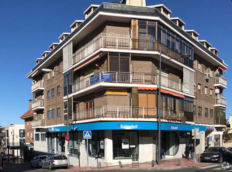 Avenida De Juan Pablo II, 12, Pozuelo de Alarcón, Madrid à louer - Photo principale – Image 1 sur 2